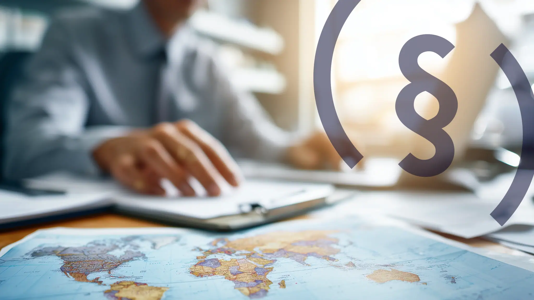 Que direito do trabalho se aplica em caso de atividade no estrangeiro? Visão geral do Regulamento Roma I, da Diretiva do destacamento e da IPRG, explicada de forma simples.
